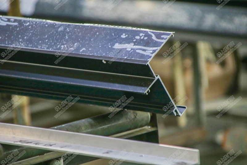 聽說這家鋁合金門窗廠家能為樓盤提升30%的價(jià)值利益！