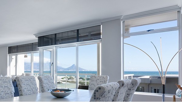 佛山樓上樓門窗廠家的高端門窗價格怎么樣？