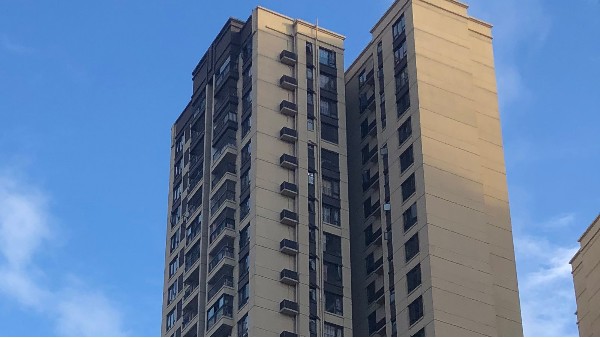 高端工程門窗的窗紗一體的優(yōu)點(diǎn)是什么？-樓上樓門窗