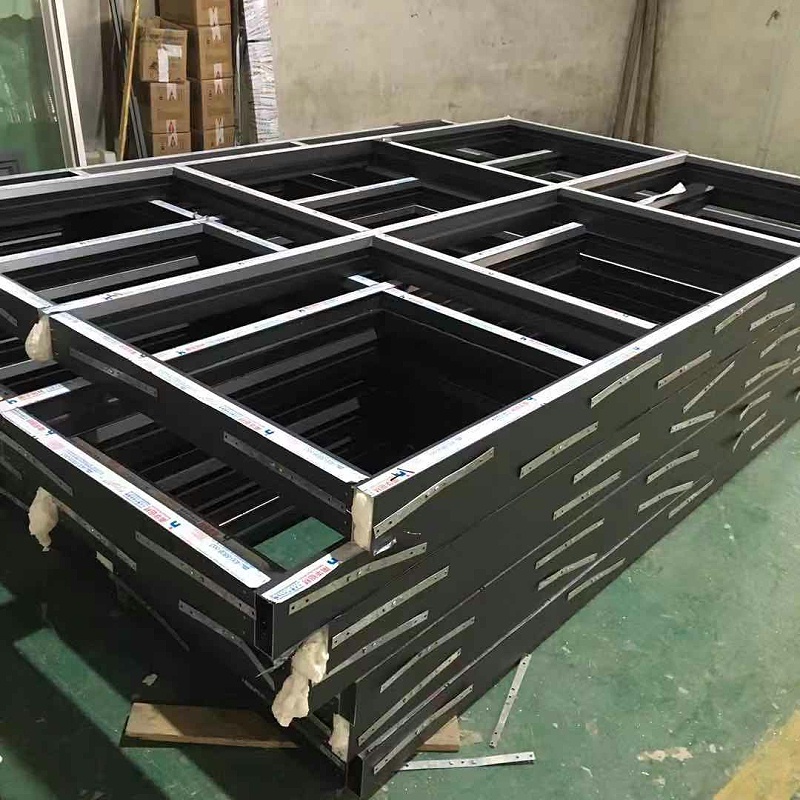 嚴(yán)嚴(yán)冬日里選擇保暖的鋁木復(fù)合門窗有多重要？