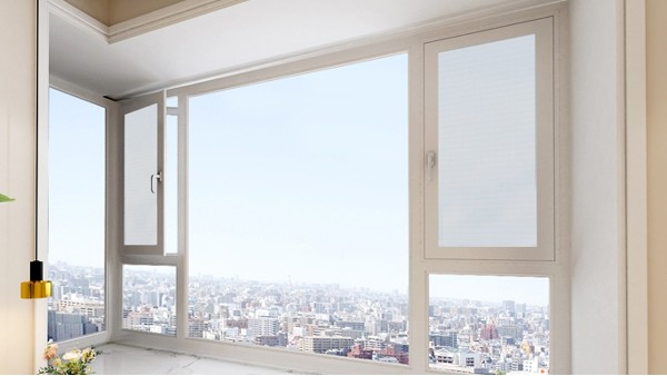 多雨季節(jié)，選擇樓上樓高端門窗，建筑不需“潮流”！