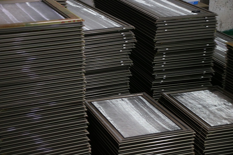 高檔鋁合金門窗的定制設(shè)計，原來大有講究！【樓上樓門窗】