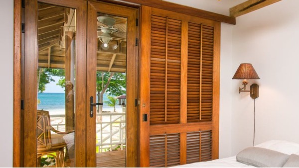 鋁合金門窗多少錢一平米？樓上樓門窗告訴你別再被忽悠！